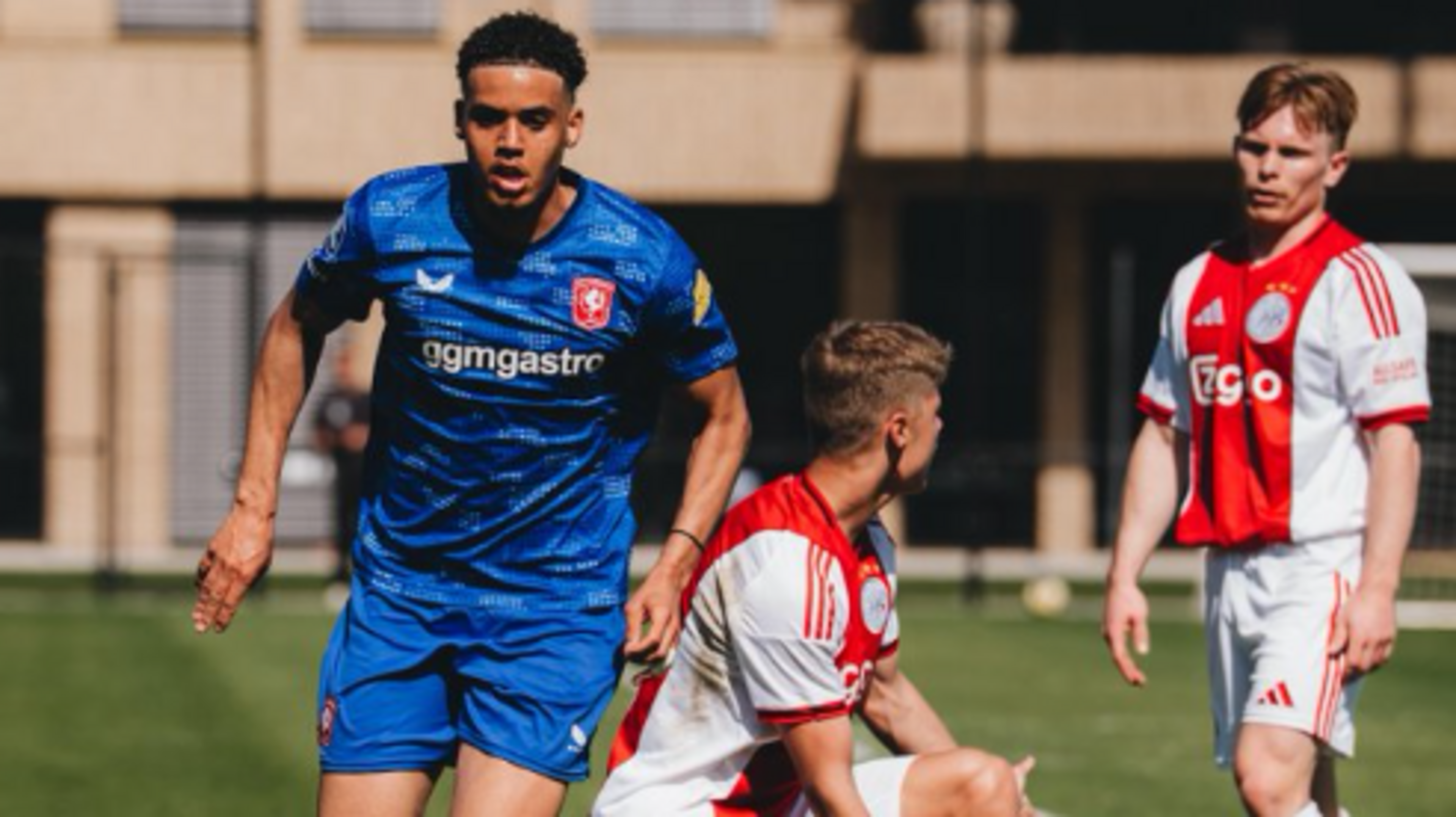 Ajax ook in oefenduel geklopt door FC Twente